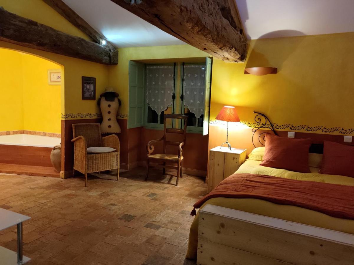 לינה וארוחת בוקר Tigné Le Manoir De Gatines מראה חיצוני תמונה