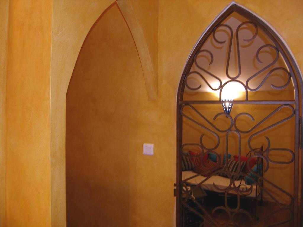 לינה וארוחת בוקר Tigné Le Manoir De Gatines חדר תמונה